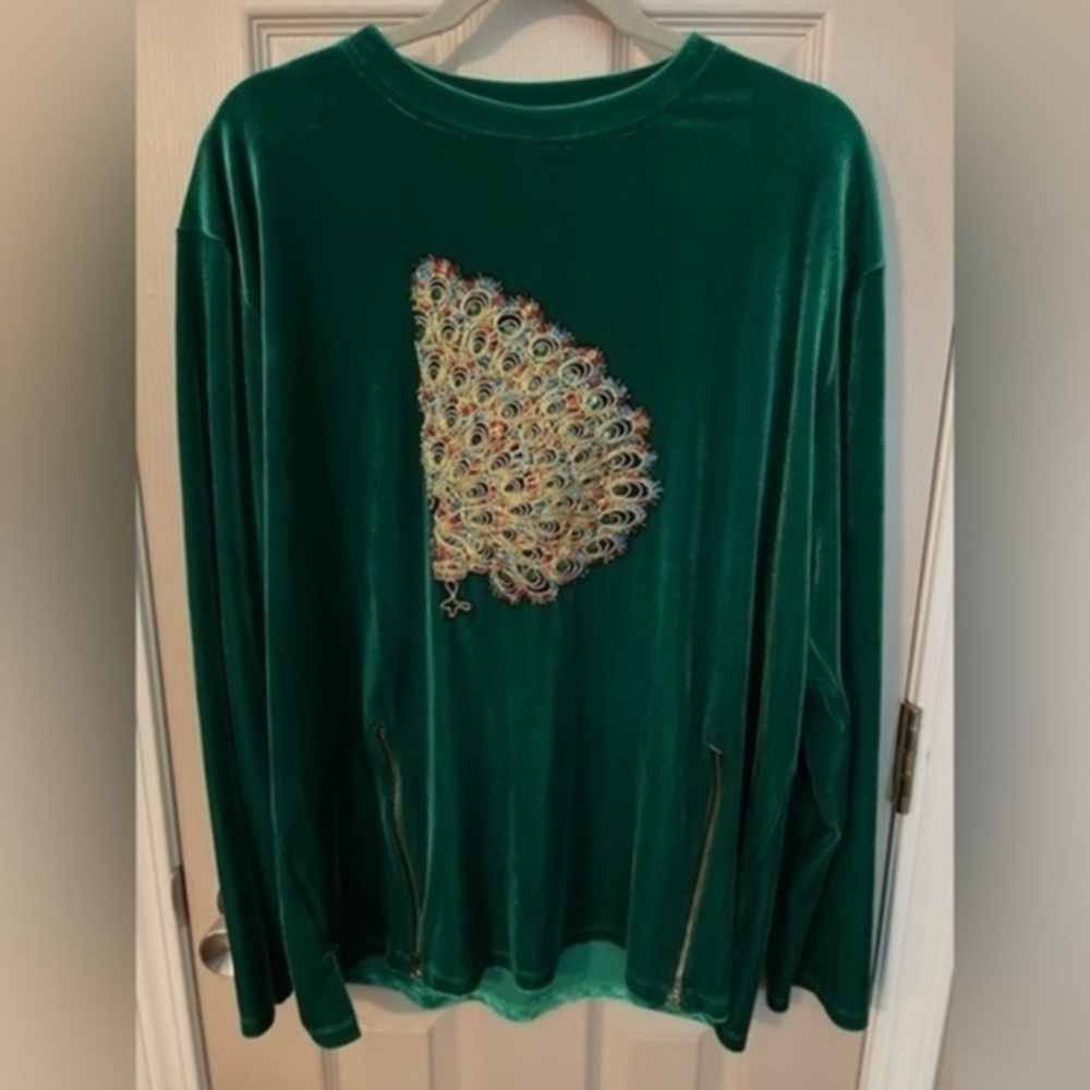 Slave to Art vintage green velour tunic with sequined & embroidery peacock.​